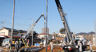 建柱車（小口径鋼管杭）